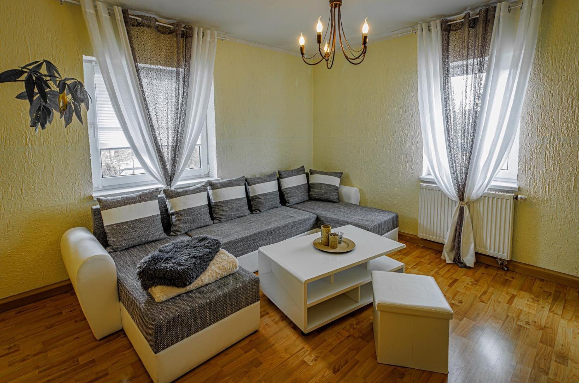 Wohnen Ueber Einem Mediterranen Restaurant,Apartment 2 Oder 3 Leipzig Exteriör bild