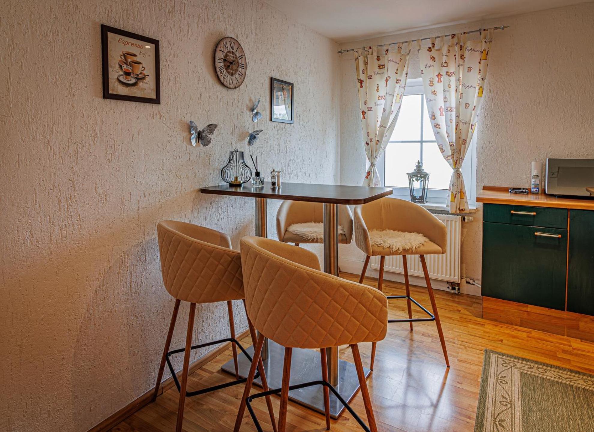 Wohnen Ueber Einem Mediterranen Restaurant,Apartment 2 Oder 3 Leipzig Exteriör bild